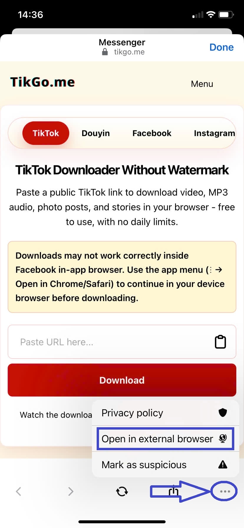 ภาพหน้าจอแสดงปุ่ม Open in Safari ภายในเมนูเบราว์เซอร์ในแอป iOS